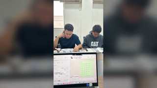 タイからのお客様が私たちの会社を訪れることを熱烈に歓迎します!