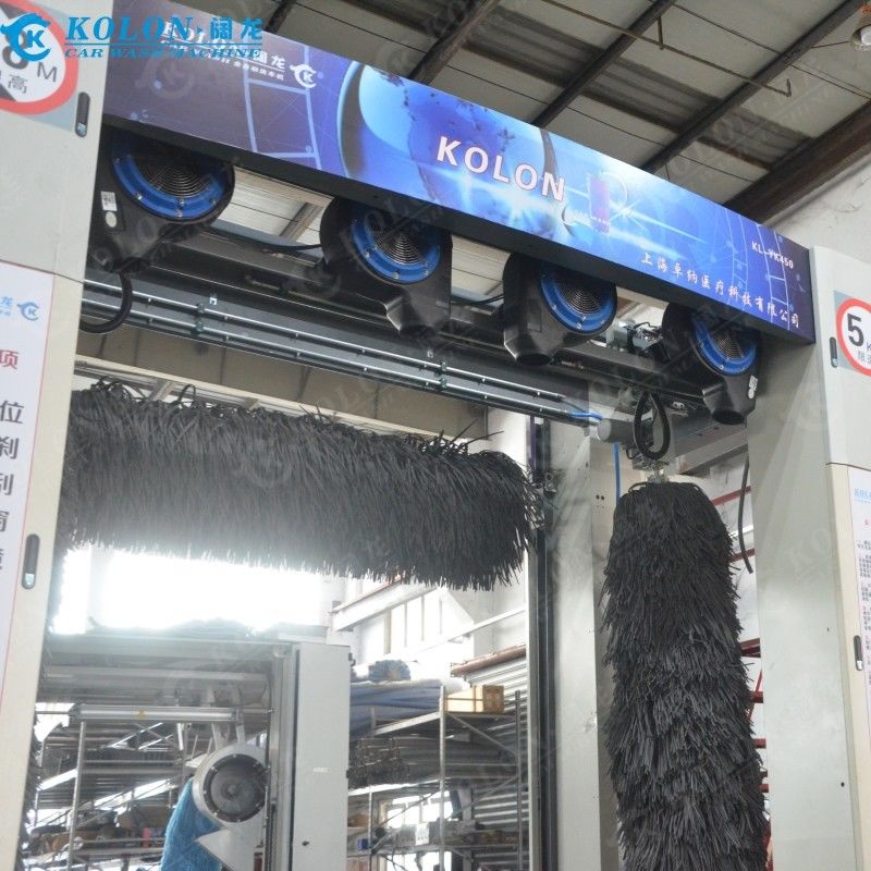 コロン ロールオーバー バス洗浄機 柔らかいブラシと高圧水システム 大型車両の徹底的な清掃のために 5ブラシ