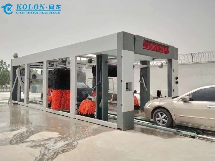 コロン フルオートマティック 13 ブラシ トンネル 洗車機 柔らかい触覚ブラシと高圧水システム