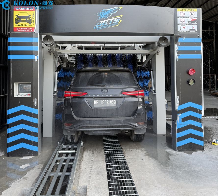 高級かつ精密な清掃のためのコロン 革新的な先進的なトンネル自動車洗濯機